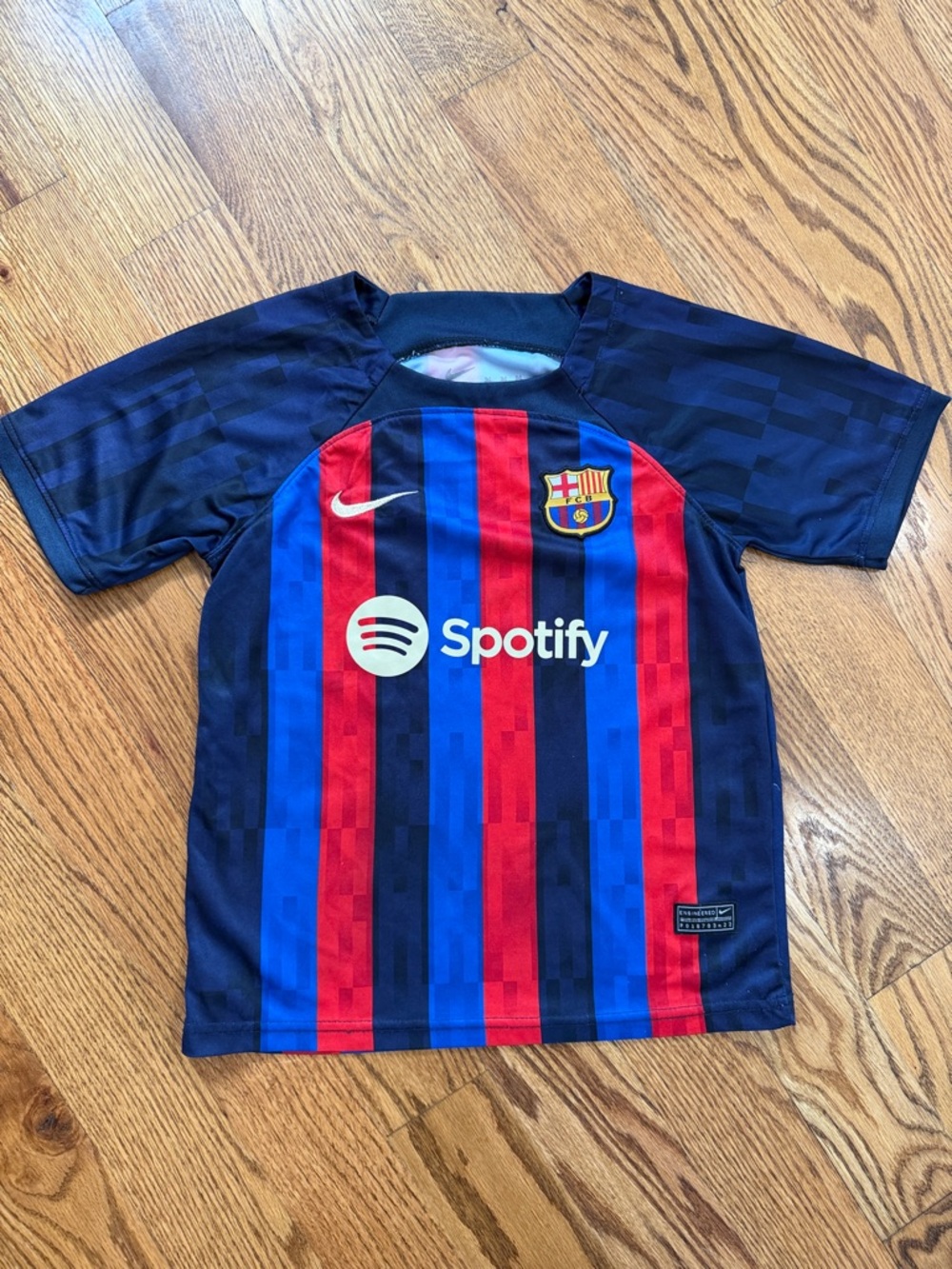 Nike 2022/23 FC Barcelona home jersey. Size 24 (Small). Excellent Condition.